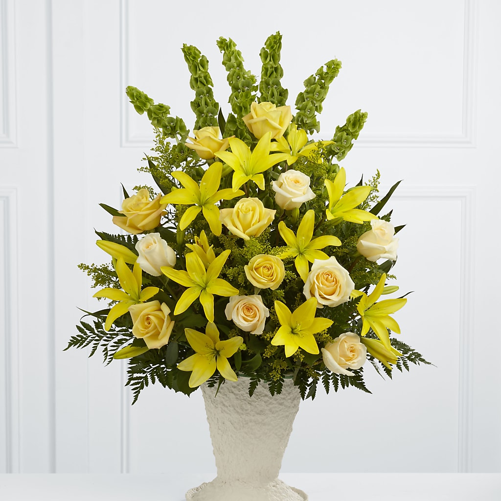 Golden Memories Arrangement – Flowersonsunday.com, Tontitown AR