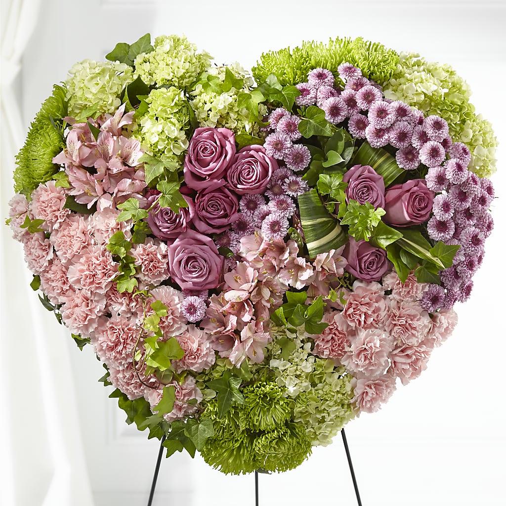 Heartwarming Standing Heart – Flowersonsunday.com, Tontitown AR