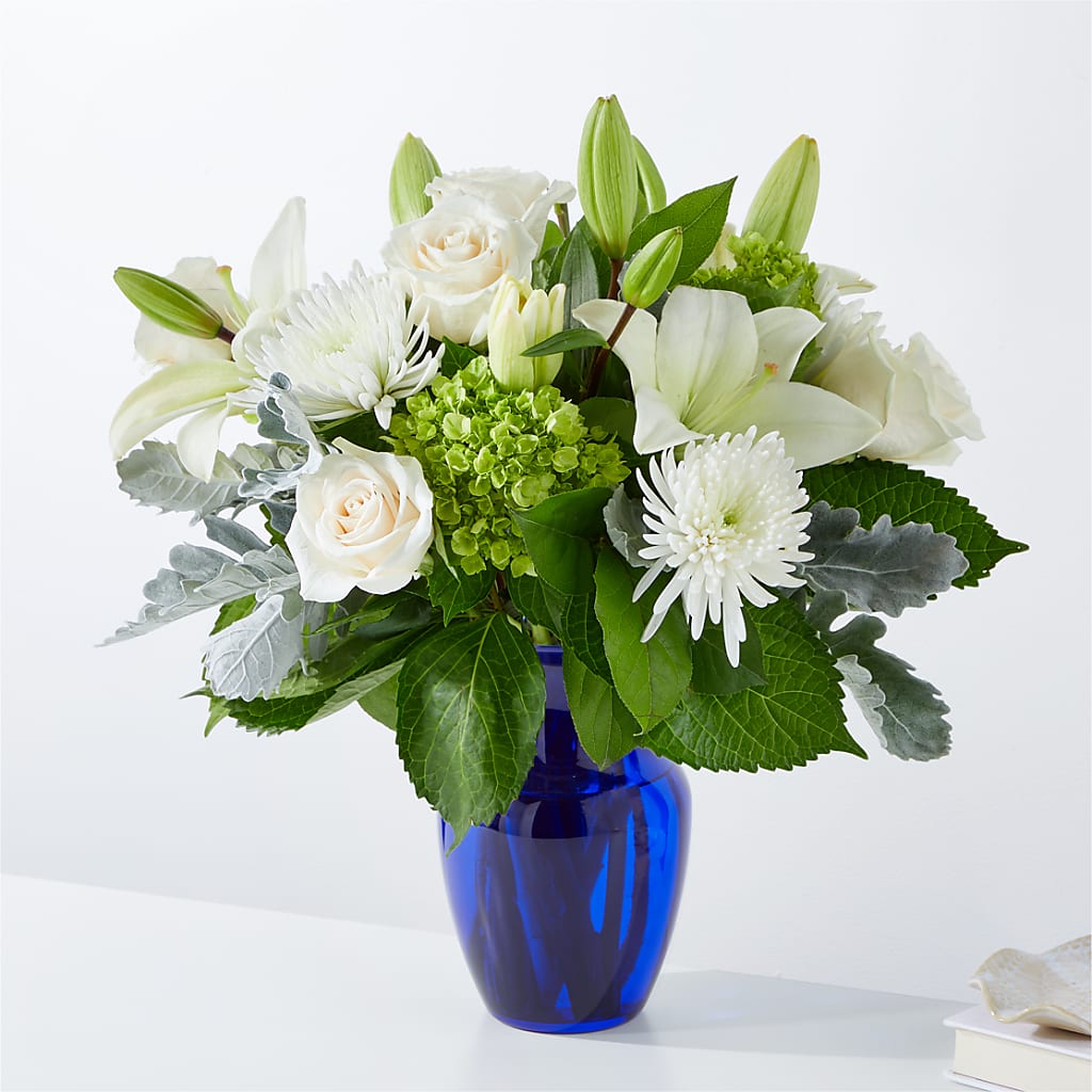 Snowy Dreams Bouquet – Flowersonsunday.com, Tontitown AR