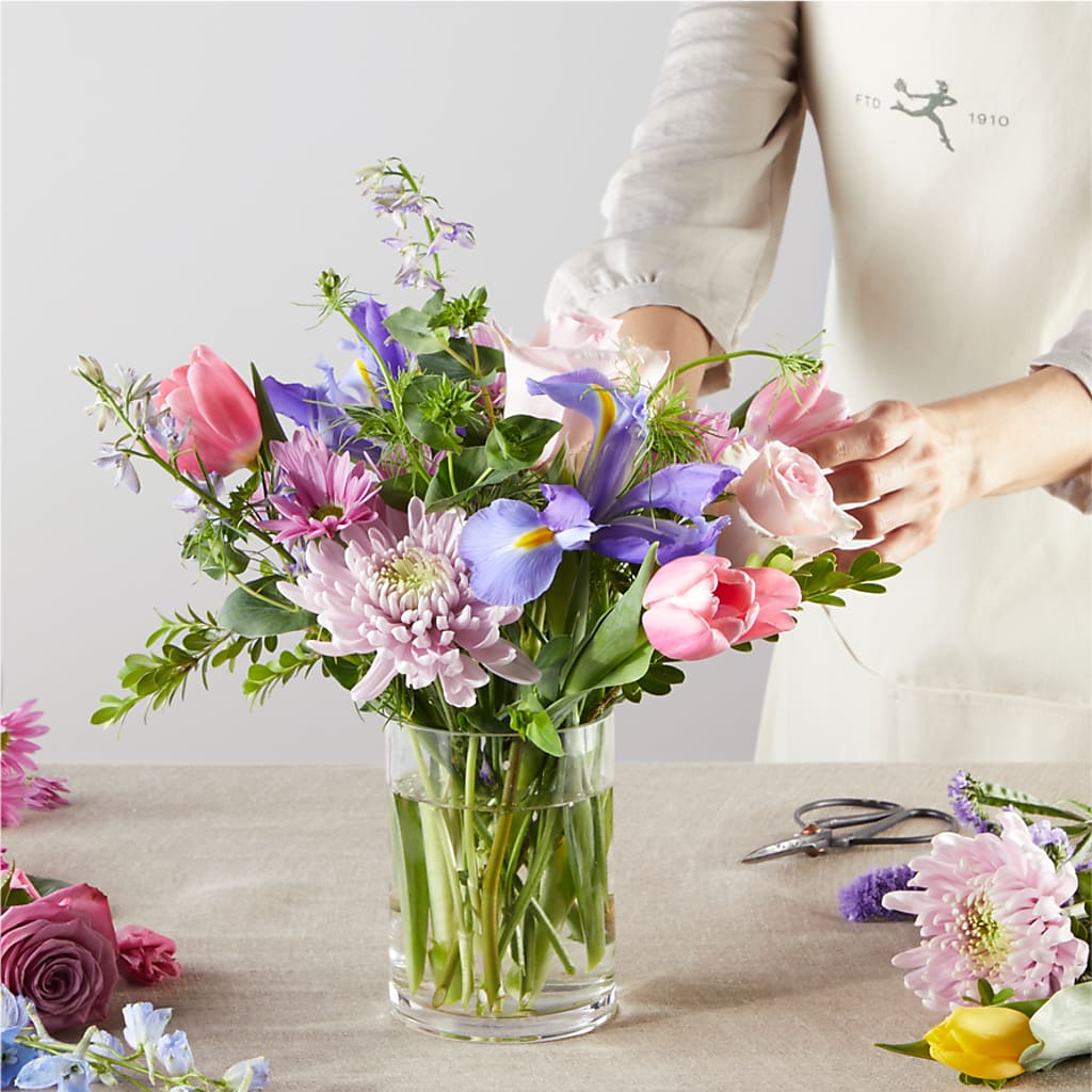 Pastel Tradition - A Florist Original –  Flowersonsunday.com, Tontitown AR