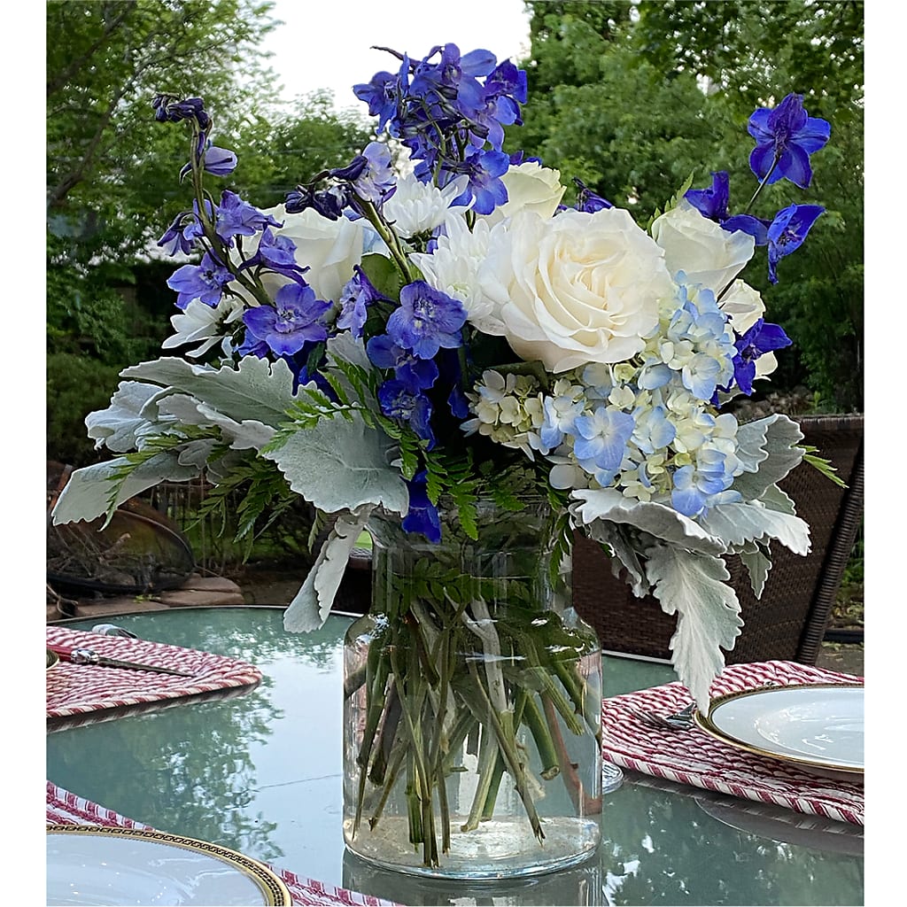 Clear Skies Bouquet –  Flowersonsunday.com, Tontitown AR