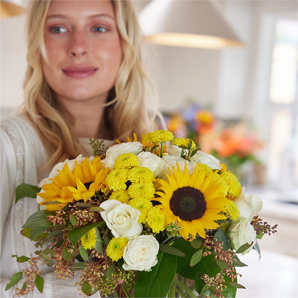 Luminous Morning Bouquet –  Flowersonsunday.com, Tontitown AR