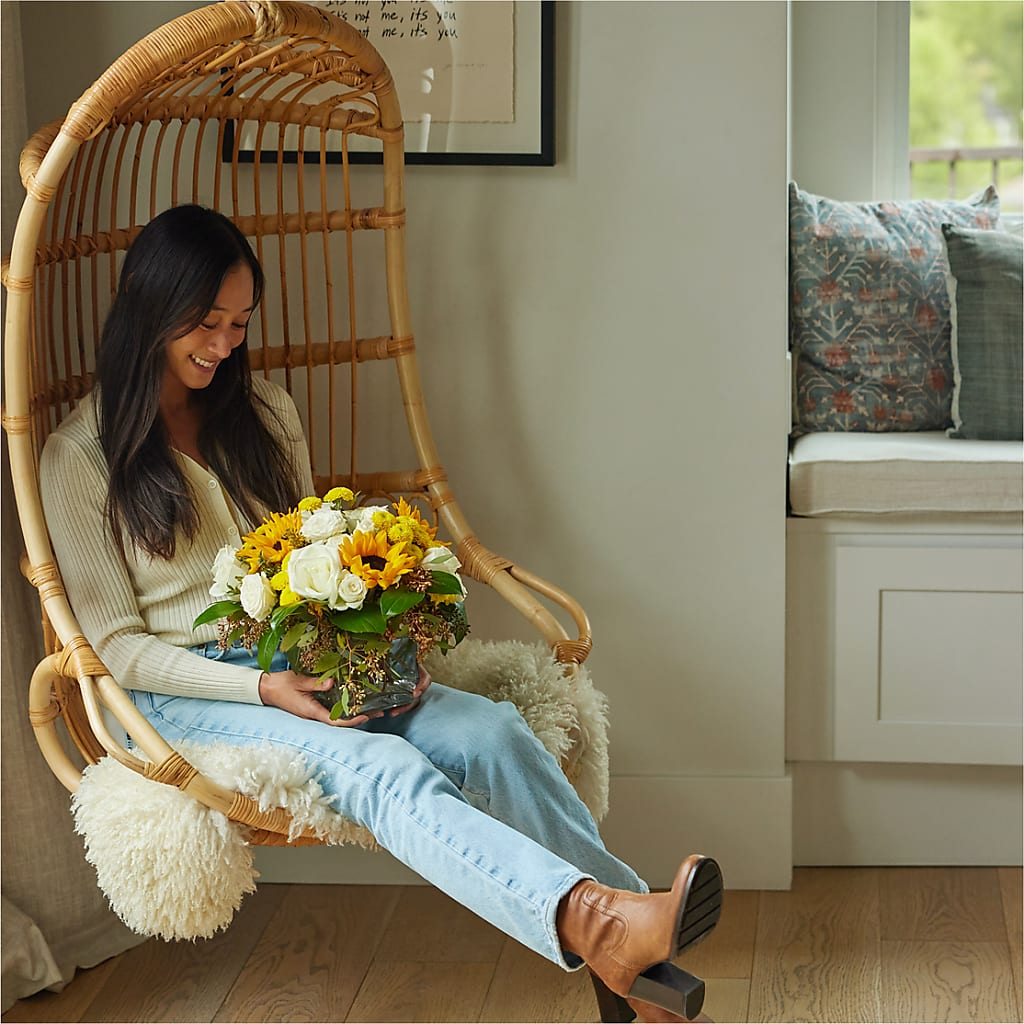 Luminous Morning Bouquet –  Flowersonsunday.com, Tontitown AR