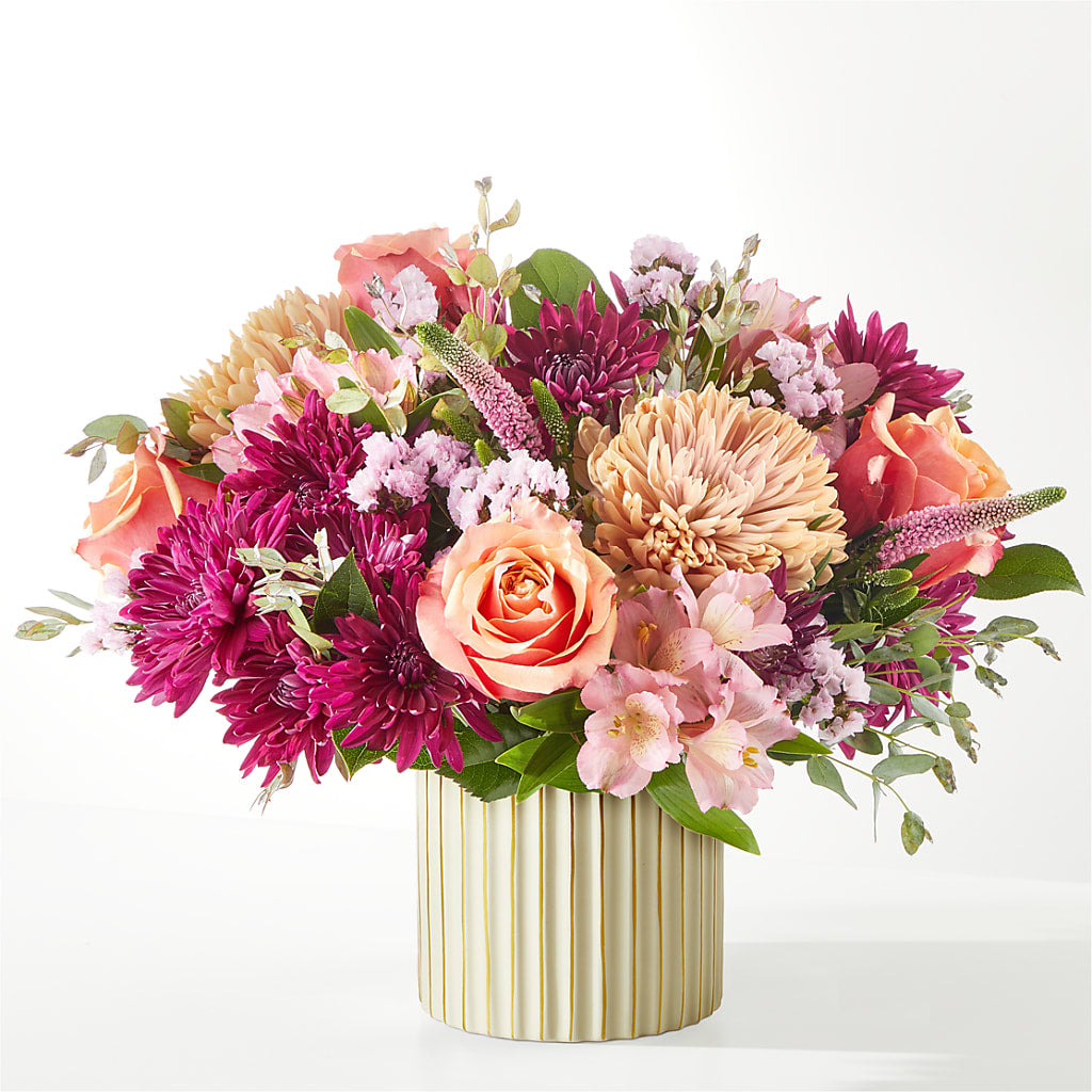Berry Cobbler Bouquet with Ivory Vase –  Flowersonsunday.com, Tontitown AR