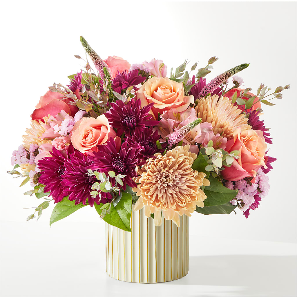 Berry Cobbler Bouquet with Ivory Vase –  Flowersonsunday.com, Tontitown AR