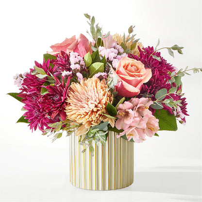 Berry Cobbler Bouquet with Ivory Vase –  Flowersonsunday.com, Tontitown AR