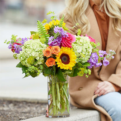 Vibrant Greetings Bouquet –  Flowersonsunday.com, Tontitown AR