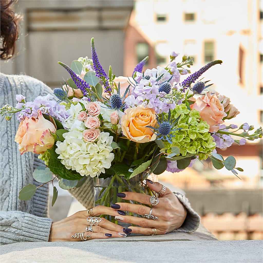 Porch Swing Bouquet –  Flowersonsunday.com, Tontitown AR