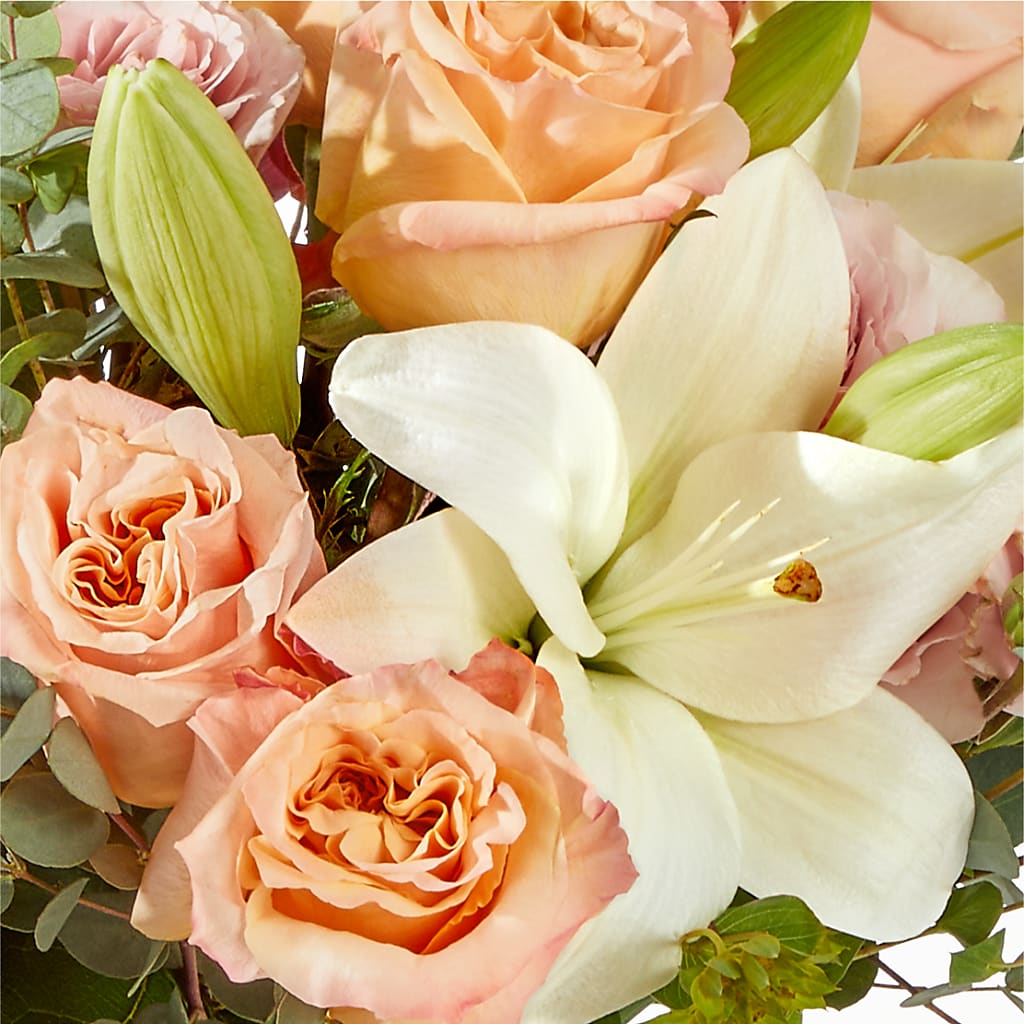 Grapefruit Splash Bouquet –  Flowersonsunday.com, Tontitown AR