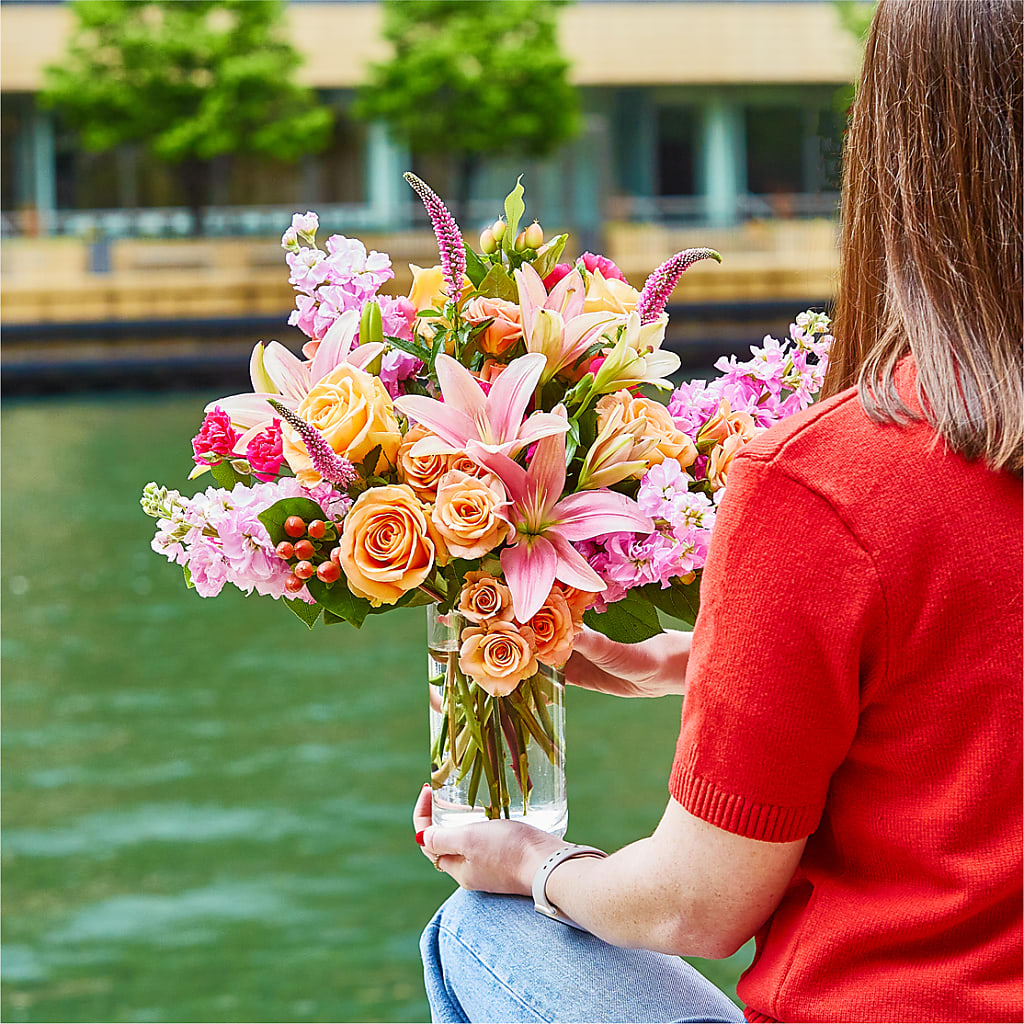 Bisous Bouquet –  Flowersonsunday.com, Tontitown AR